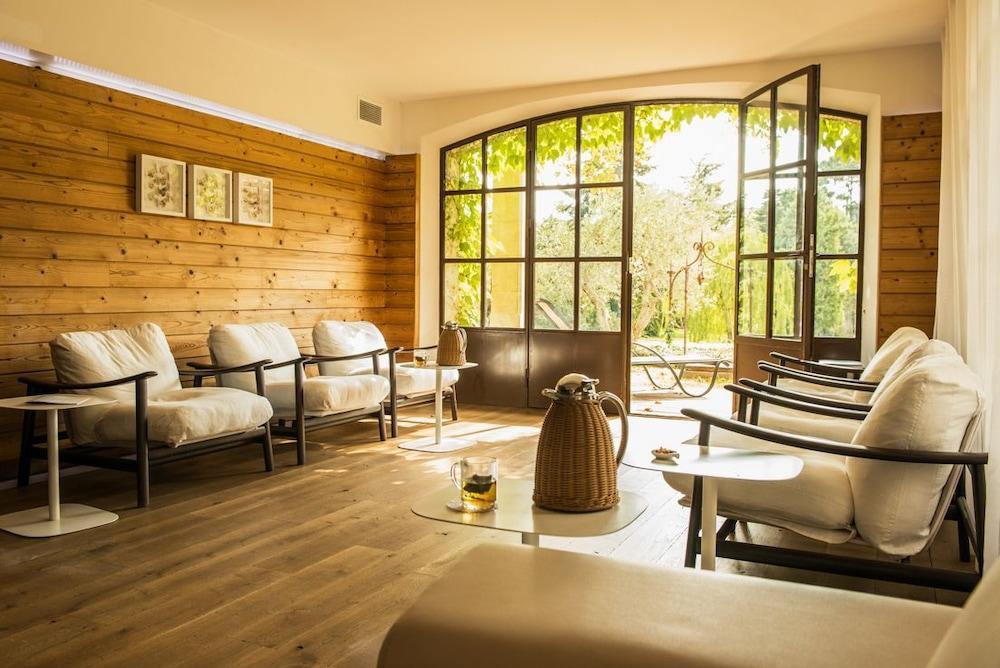 Hotel Baumaniere Les Baux De Provence エクステリア 写真